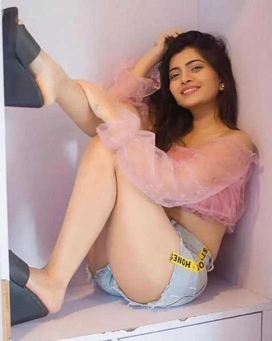 Call girl service in Lajpat Nagar